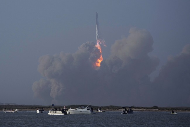 Starship Test Flight 10: Success! – HotAir