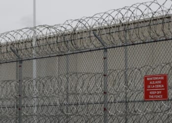 Federal judge says immigrants in Washington state have right to bond hearings