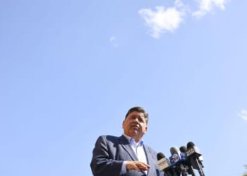 Pritzker says Trump administration will federalize Illinois National Guard troops