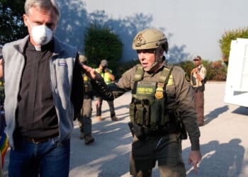 Trump to send 300 National Guard troops into Chicago after more violent clashes