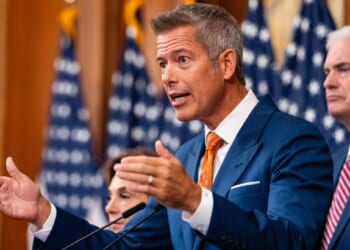 Air Traffic Controllers Could Miss Paychecks as Dems Delay on Immigrant Healthcare.