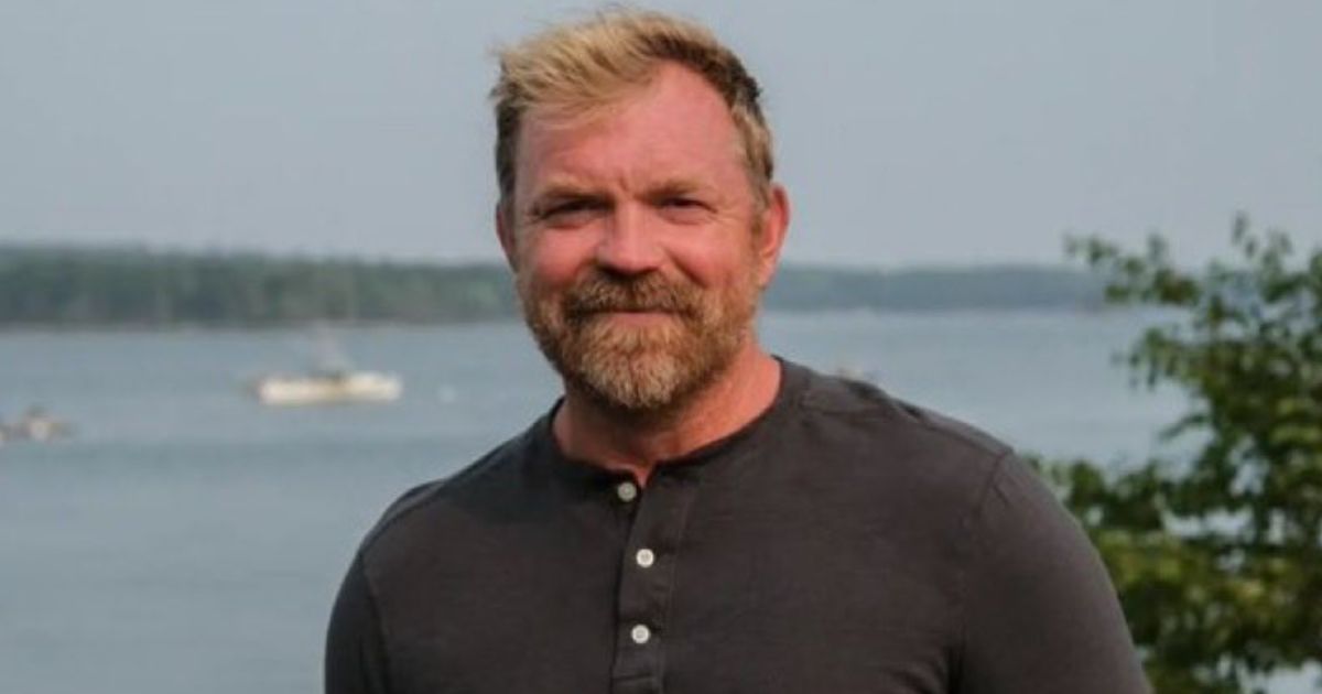 Graham Platner, a Democrat running for the Senate in Maine, is facing criticism for a series of Reddit posts, which had previously been deleted.