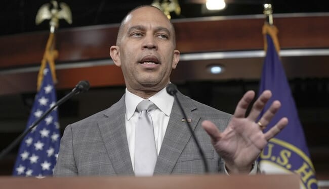 Hakeem Jeffries Has Complete Meltdown on Capitol Hill Over the Shutdown – PJ Media