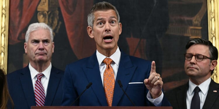 Transportation Chief Warns of Potential Air Travel Disruptions