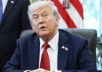 Trump Extends Deadline for Firing Federal Workers