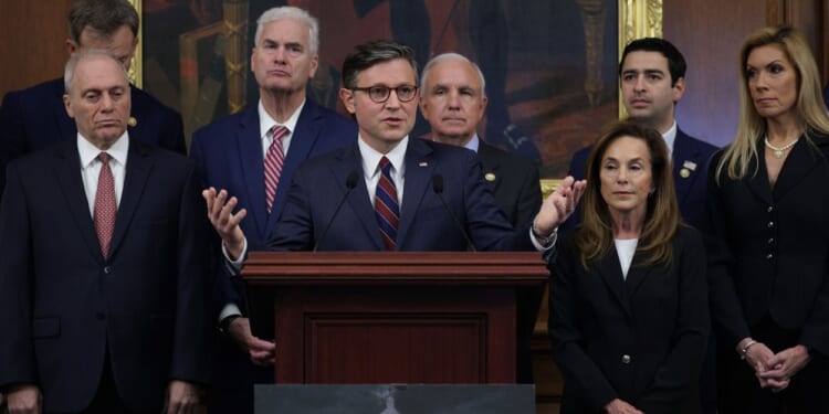 House Passes Bill to End Government Shutdown