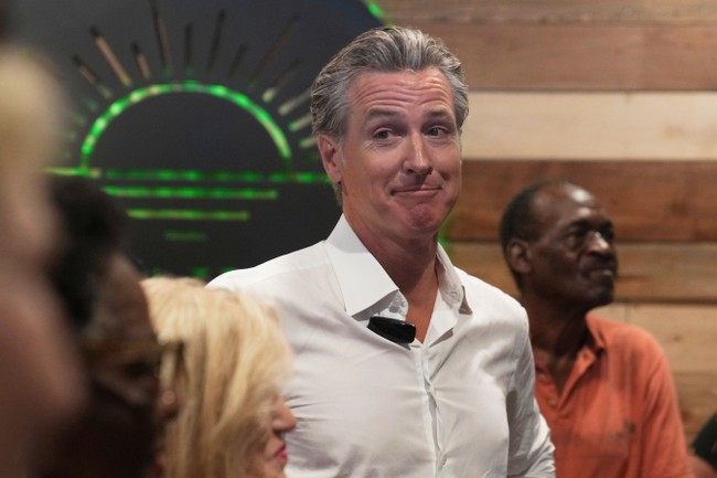 Is California Attempting to ‘Suicide’ Big Oil and Write the Suicide Note? – PJ Media