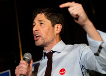 Minneapolis’ Democrat Mayor Says City Will Resist Trump Response to Somali Scammer Scandal