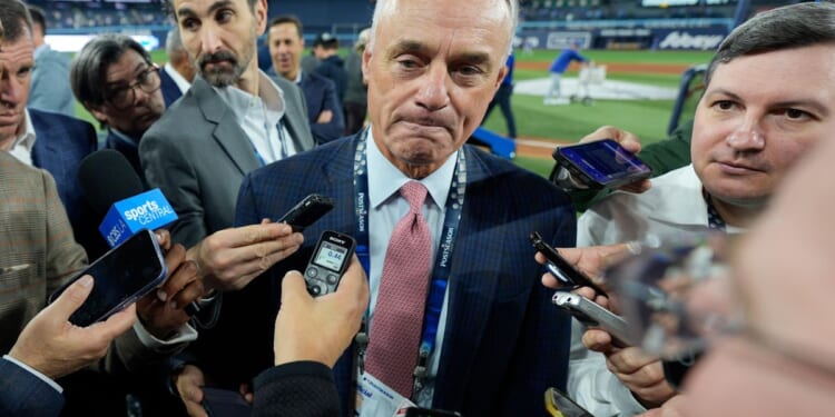 Nine Major League Baseball teams cancel contracts with regional FanDuel Sports Network