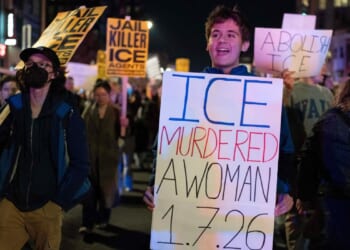 Minneapolis woman fatally shot by federal agent reportedly received anti-ICE training