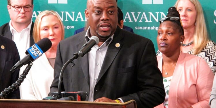 Georgia lawmakers move to strike ban on guns in unlocked cars in Savannah