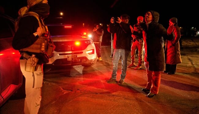 What a Federal Officer Told an Anti-ICE Mob in Minneapolis Should Be Required Viewing – PJ Media