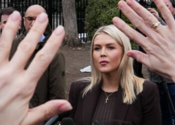 White House shrugs off report of Russia helping Iran to target U.S. forces in Middle East