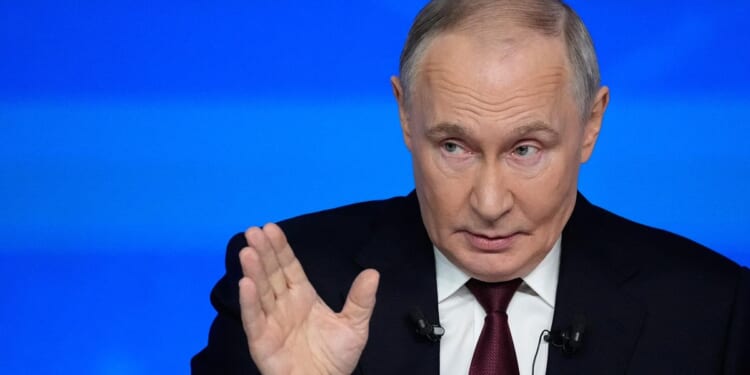 U.S. temporarily halts sanctions on Russian oil as White House looks to bring down oil prices