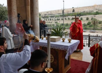Israel apologizes, grants access to Catholic leaders after blocking them from church on Palm Sunday