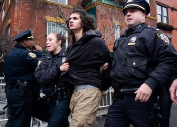 2 men plead not guilty in alleged Islamic State-inspired bomb attempt outside New York mayor’s home