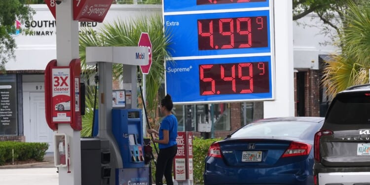 Gas prices top $4 a gallon as Strait of Hormuz stays closed