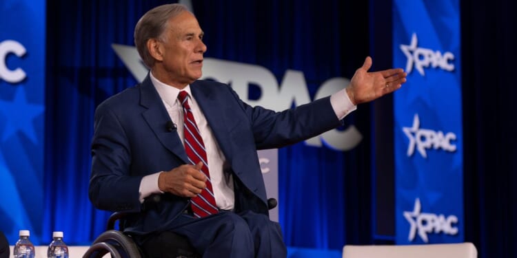 Houston changes ordinance limiting cooperation with ICE after pressure from governor