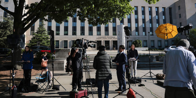 Alleged Shooter at White House Press Dinner Arraigned