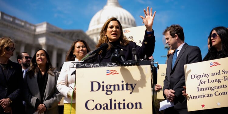 Republicans Indicate Bipartisan Amnesty Bill Dead on Arrival