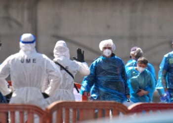 Plane carrying Spanish passengers from hantavirus-stricken MV Hondius cruise ship leaves for Madrid