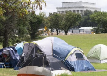Uptick in D.C. homeless population driven by increase among families, census shows