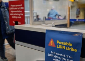 Strike deadline nears for New York-area train system with 250,000 daily commuters