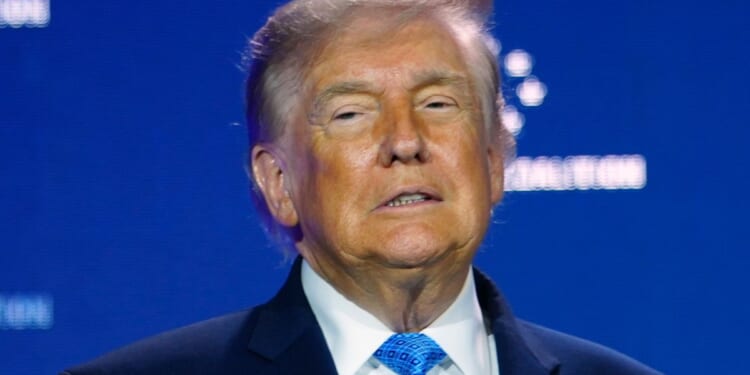 Trump blasts left-wing NYC Dems as ‘godless communists’ at Faith & Freedom Coalition conference