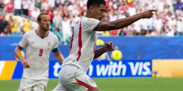 Bellingham scores twice to lift England past Haaland, Norway and into World Cup semifinals