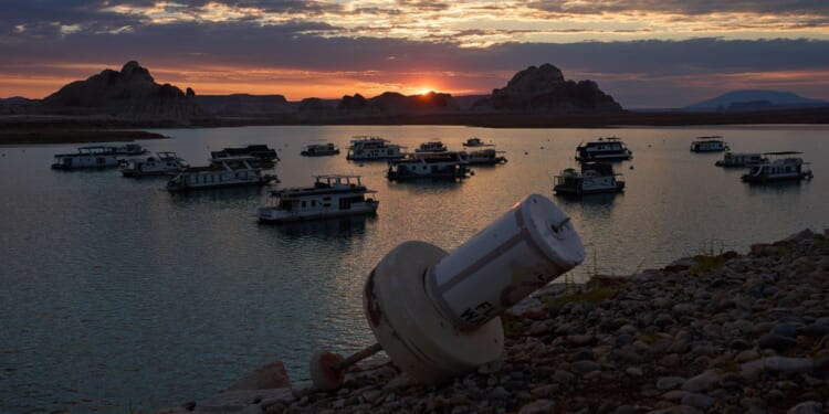 Arizona, California and Nevada would share cuts under federal proposal to manage the Colorado River