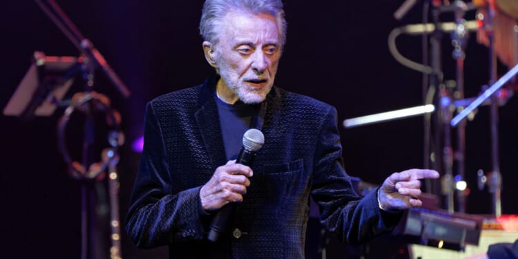 Frankie Valli denies he has retired, disputes brother’s statement