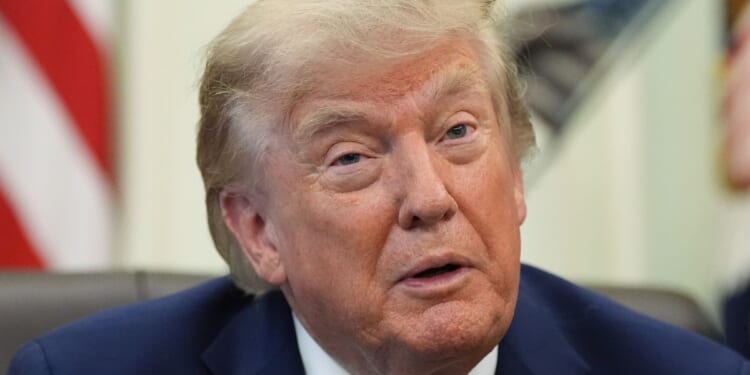 Trump pushes Senate to vote on permanent daylight saving time bill