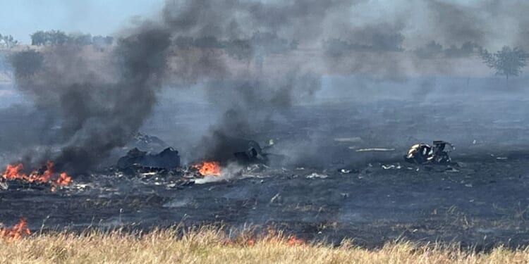 Army resumes Apache helicopter training missions after Texas crash that killed 2