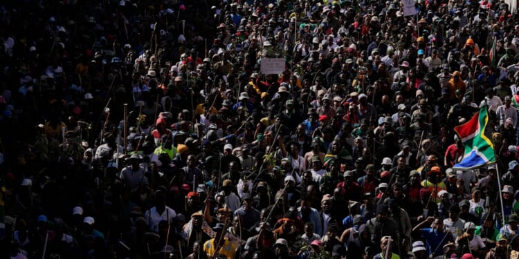 5 questions about Nigeria's suspension of official visits to South Africa