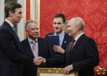 Putin meets with U.S. envoys at the Kremlin for renewed talks on ending the war in Ukraine