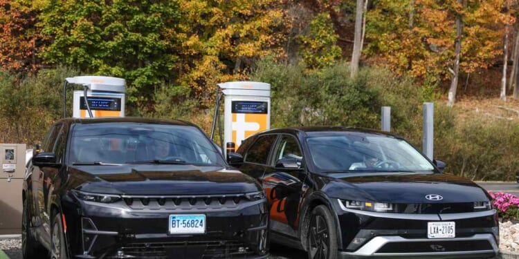 It's Been a Hot Time on Some Dealers' Car Lots Lately – HotAir