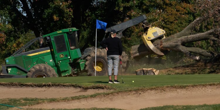 Justice Department announces Trump plans for golf course are in the works, course will close Nov. 15