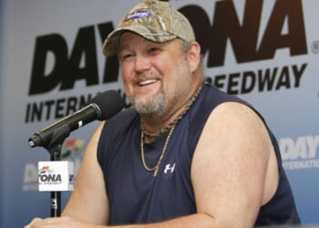 Larry the Cable Guy says DirecTV missed obvious ad opportunity, decries corporate 'hypocrisy'
