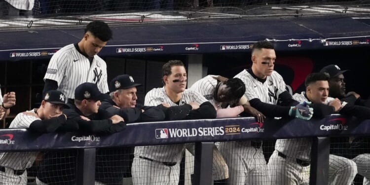 Like the Yankees, federal government does just enough to coast