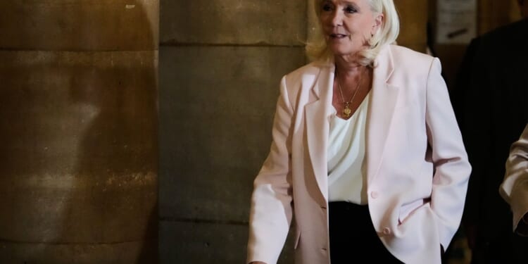 Poll: 46% of French Muslims would consider leaving if Le Pen wins presidency