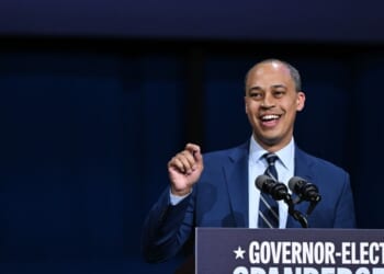 Virginia's Dem AG Calls AR-15 Rifles 'Machine Guns' in Stunningly Ignorant Brief to SCOTUS