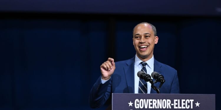 Virginia's Dem AG Calls AR-15 Rifles 'Machine Guns' in Stunningly Ignorant Brief to SCOTUS